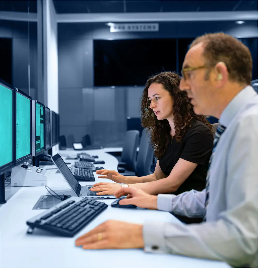 SQL server and PostgreSQL experts